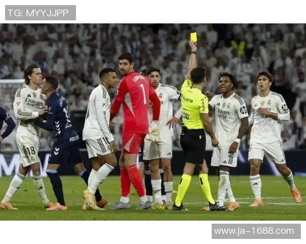 欧冠经典对决皇马逆转马竞帽子戏法引发争议判罚热议