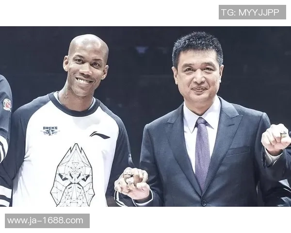 姚明与马布里重聚共叙篮球情缘展现友谊与合作新篇章