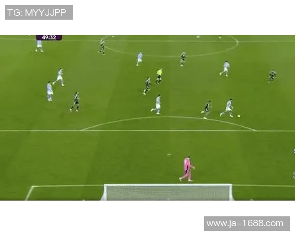 欧冠激战：拜仁逆转曼城4-3绝杀时刻震撼全场观众