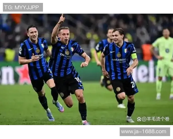 国米与波尔图激战成平局意外瞬间点燃全场激情集锦回顾 国米与波尔图激战成平局意外瞬间点燃全场激情集锦回顾