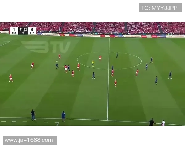 国王杯激战本菲卡与拜仁零平红牌争议引发全场热议与高潮 国王杯激战本菲卡与拜仁零平红牌争议引发全场热议与高潮