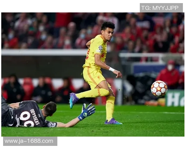 德甲惊天逆转本菲卡4-3力克利物浦十大进球回顾引爆全场热情 德甲惊天逆转本菲卡4-3力克利物浦十大进球回顾引爆全场热情