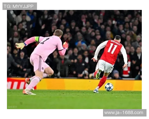 中超激战：拜仁绝杀曼城全场沸腾十大精彩进球回顾