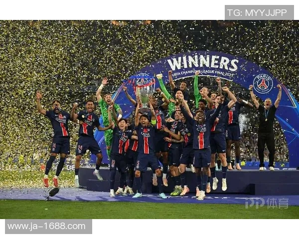 国王杯精彩对决AC米兰与巴黎圣日耳曼战成平局战术分析引发热议 国王杯精彩对决AC米兰与巴黎圣日耳曼战成平局战术分析引发热议