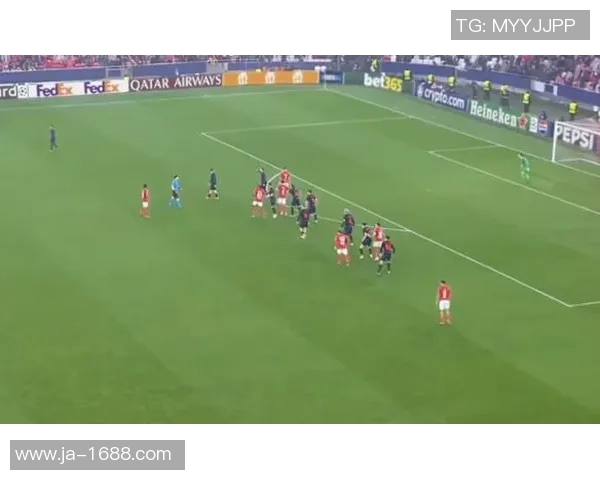 欧冠激战：本菲卡逆转巴萨精彩瞬间回顾与十大进球盘点