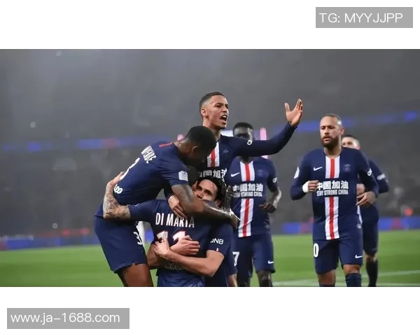 皇马大胜巴黎圣日耳曼四球狂潮引发转会风波与绝杀瞬间回顾