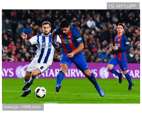 西甲激情对决巴萨狂胜里昂6比2神扑瞬间点燃全场热情