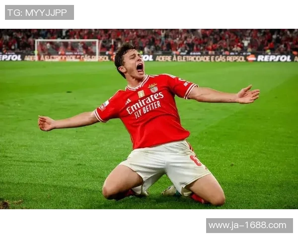 本菲卡逆转波尔图红牌争议引发全场热议精彩集锦回顾