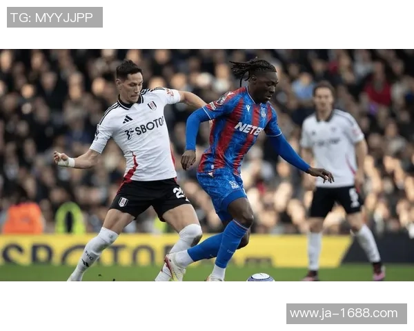 足总杯激战拜仁小胜里昂乌龙球成比赛转折点引发转会热议 足总杯激战拜仁小胜里昂乌龙球成比赛转折点引发转会热议